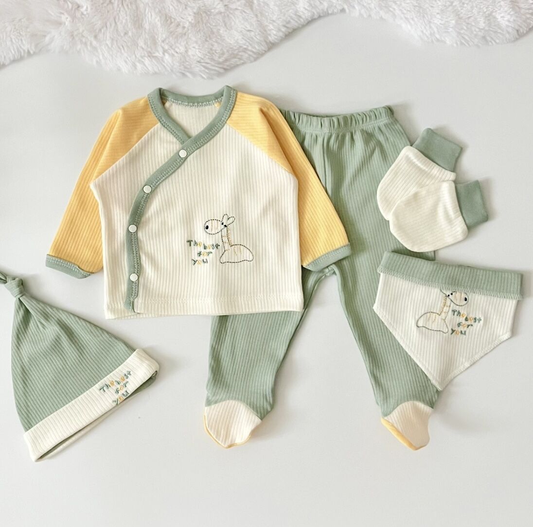 FİTİLLİ 5'Lİ HASTANE ÇIKIŞI