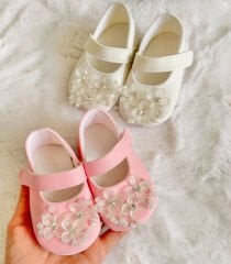 ÇİÇEK FİGÜRLÜ KIZ BEBEK AYAKKABI