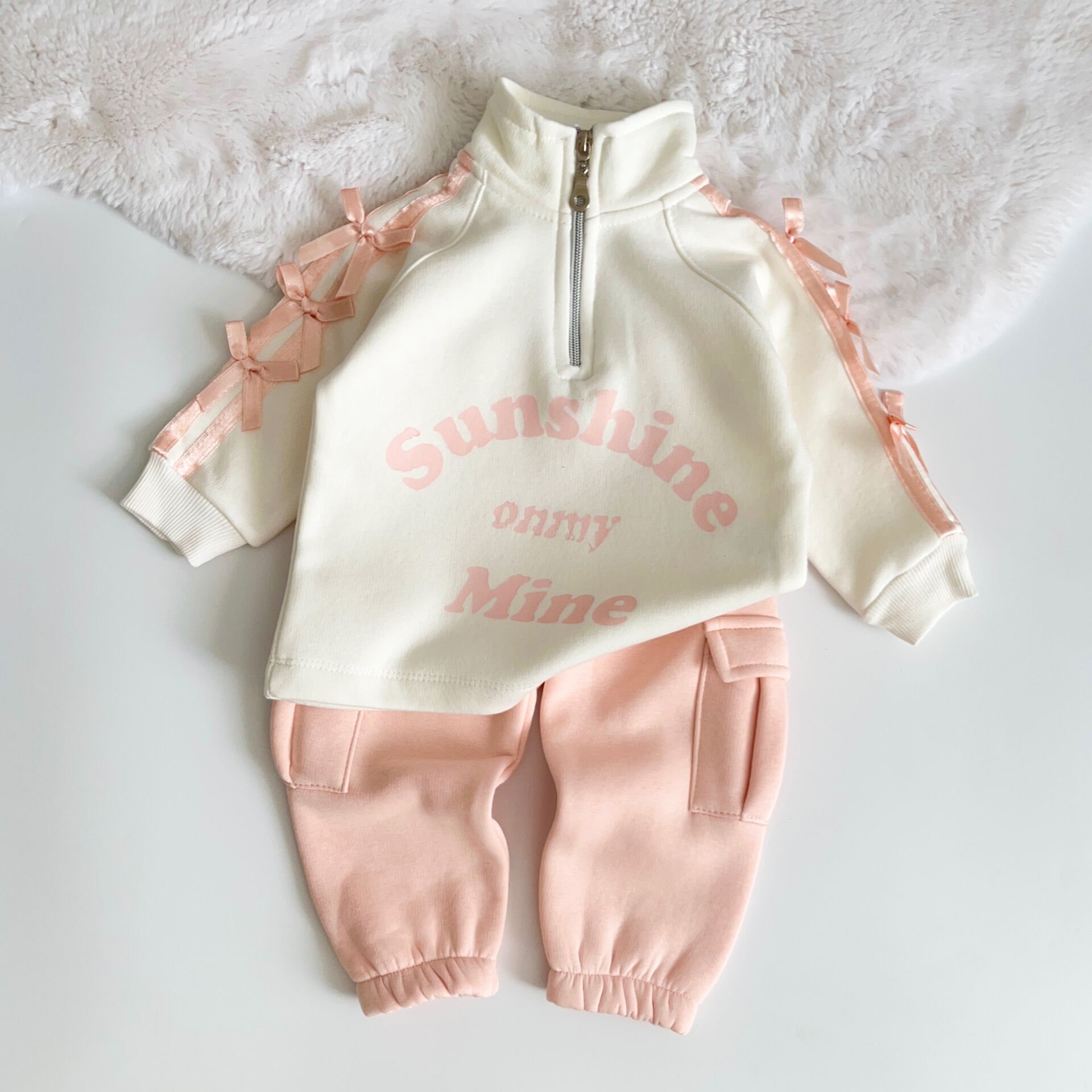 3 İP ŞARDONLU FİYONK KOLLU KARGO PANTOLONLU TAKIM